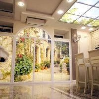 Décoration de plafond avec une fenêtre simulée