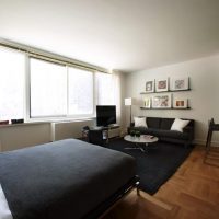 Intérieur d'un studio aux couleurs vives