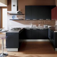 Conception de cuisine avec un ensemble noir
