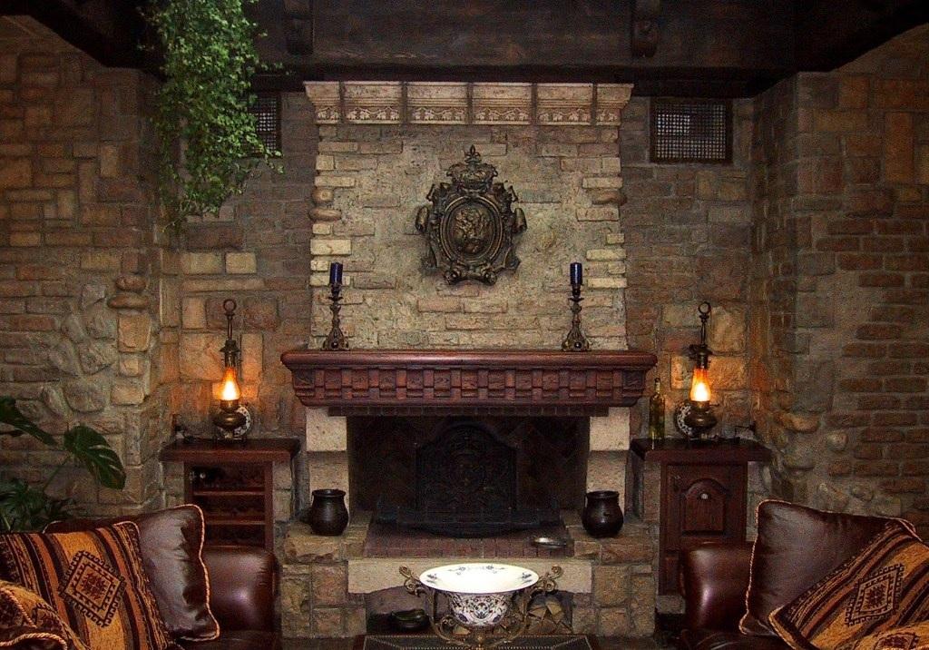 Chimenea de estilo medieval