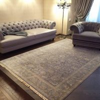 Tapis mince dans les tons de gris