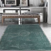 Tapis verdâtre minable