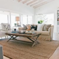 Table basse brute en bois