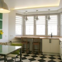 Cuisine avec espace de travail