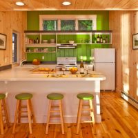 Piso de madera en la cocina-sala de estar