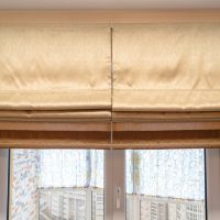 Rideaux romains en marron