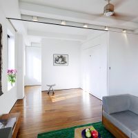 Cloison coulissante dans une maison privée