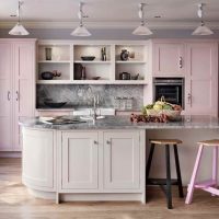 Marbre gris à l'intérieur de la cuisine
