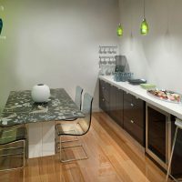 Conception de cuisine sans armoires suspendues