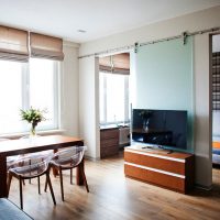 Partición ligera entre el dormitorio y la sala de estar.