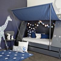 Tente des enfants en bleu
