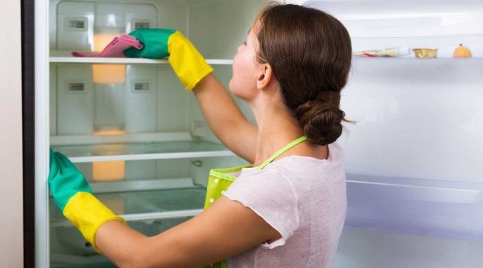 Laver le frigo.