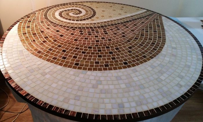 Mosaïque sur la table